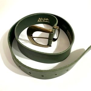Green Andrea Classic Leather Belt with Statement Gold Buckle